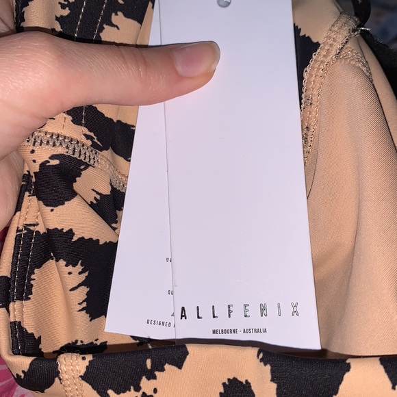 All Fenix | Cheetah 7/8 Leggings Size Small - Picture 8 of 8